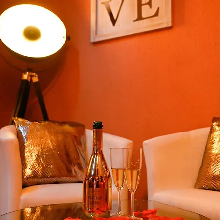 Apartment Loveroom *